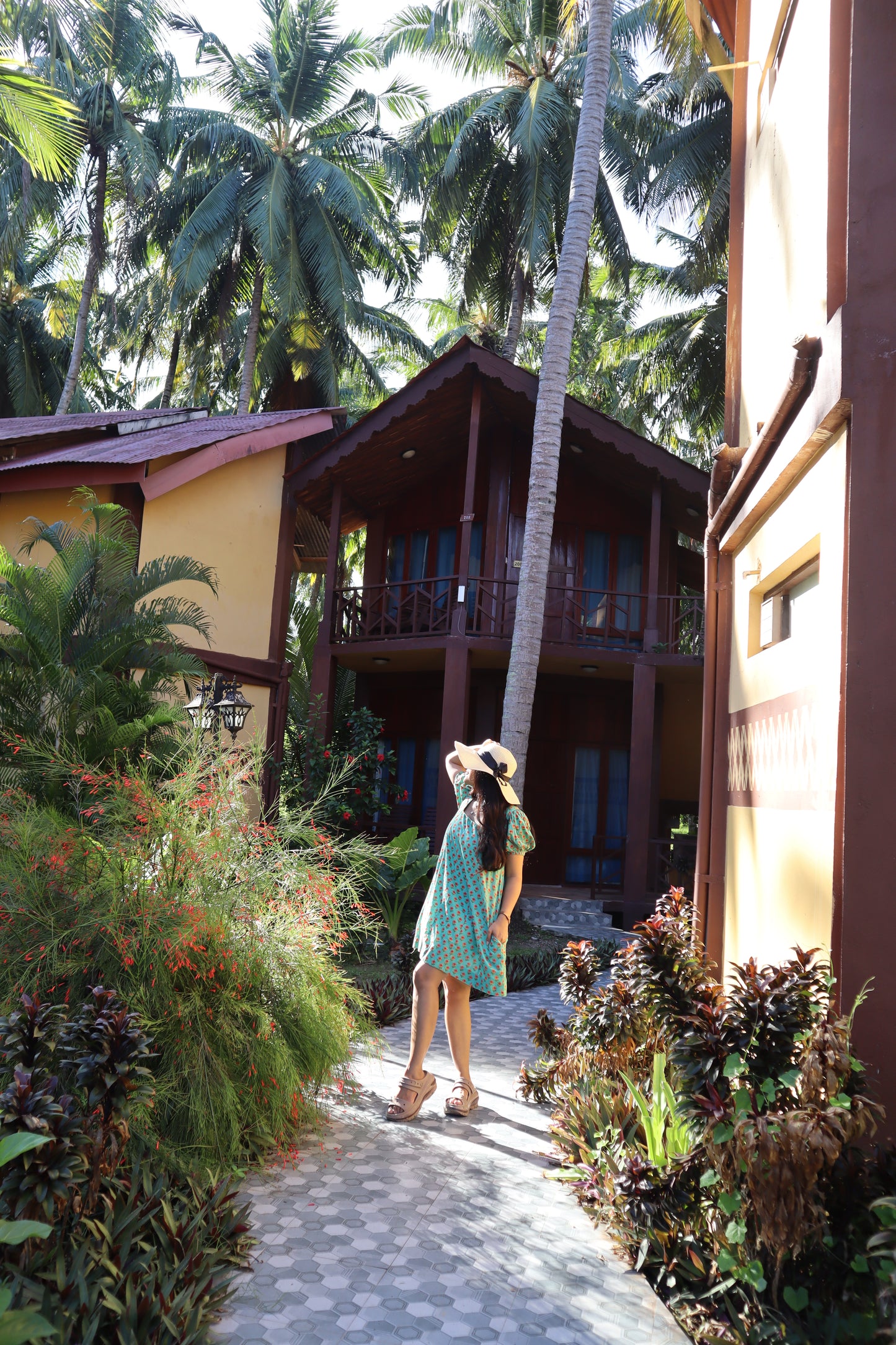 Island Flower Short loose Dress